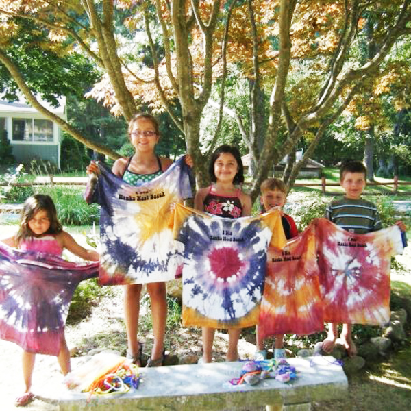 hawks-nest-beach-activities Activities at Hawks Nest Beach